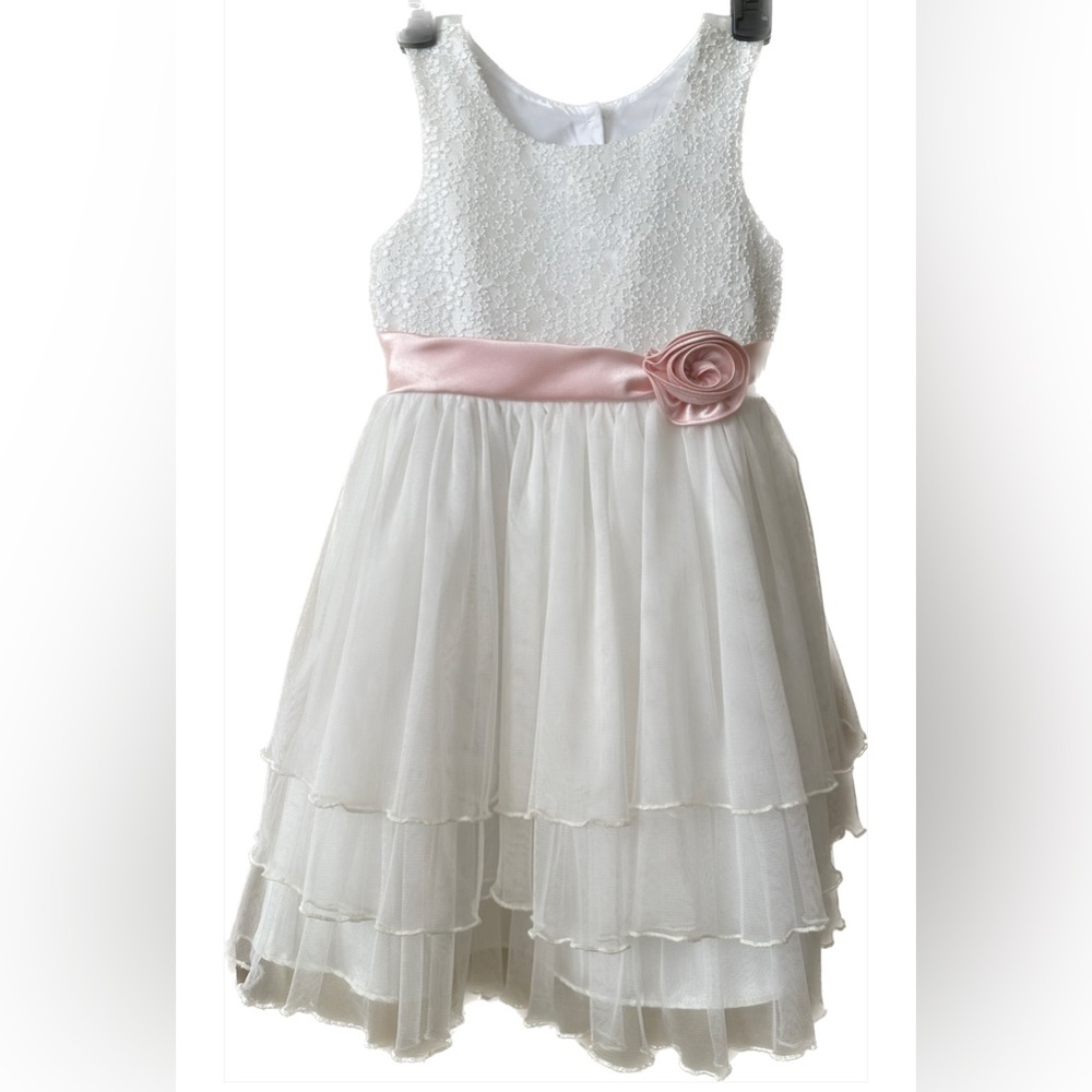 Jona Michelle Sleeveless White Dress with Pink Rose Bow (Pre-Owned)